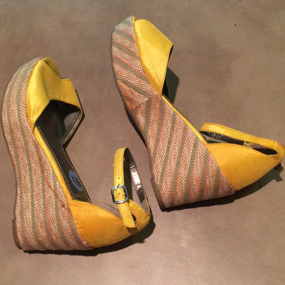 Fergalicious yellow wedges